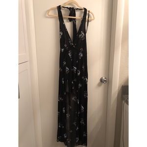 🚨MOVING SALE🚨Halter romper dress